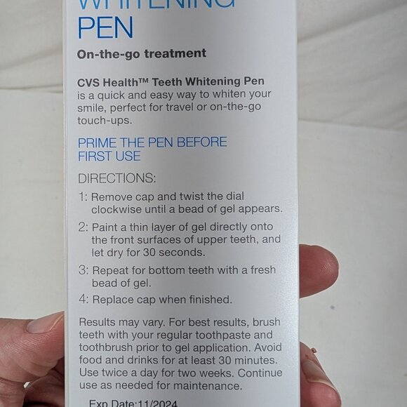 Teeth Whitening Pens x4 - Picture 2 of 2